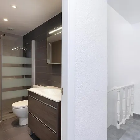 Lejlighed Lets Holidays With Sea Views In Cala Salions Tossa de Mar